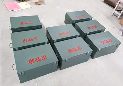 莱山炸药箱和雷管箱一般是怎么存放的？